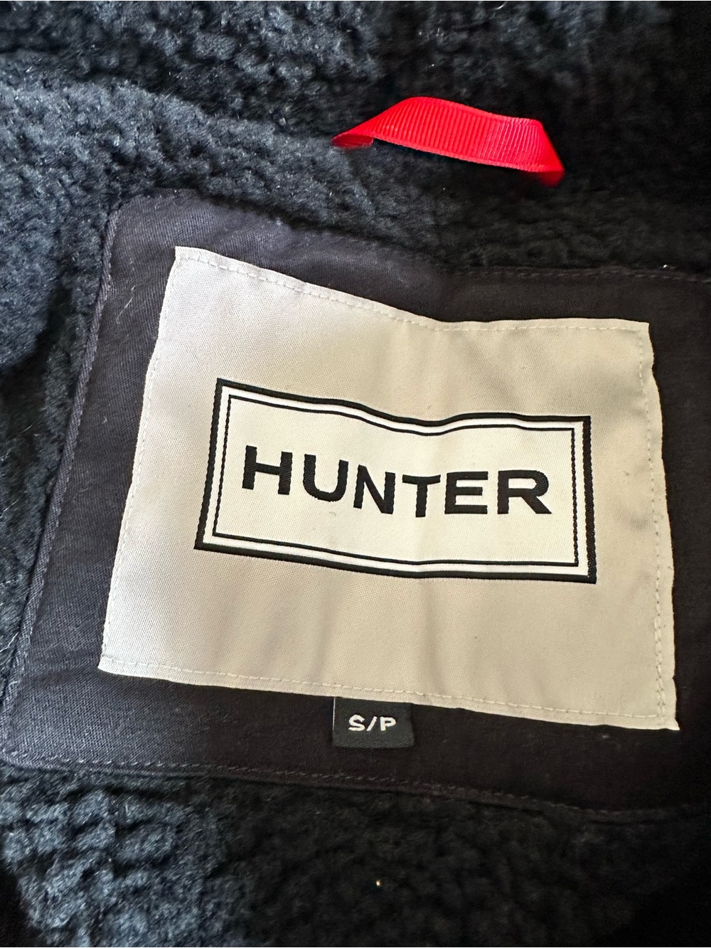 Hunter women’s Black Quilted Hooded Puffer Jacket - Picture 2 of 3